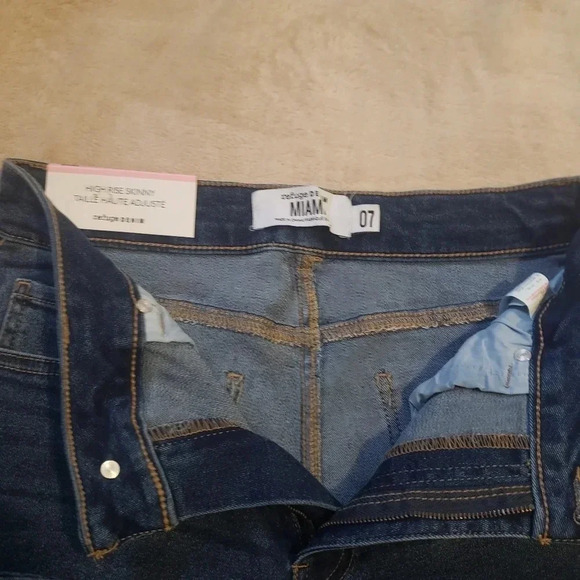 New Refuge Demim Miami Jeans - Picture 3 of 6